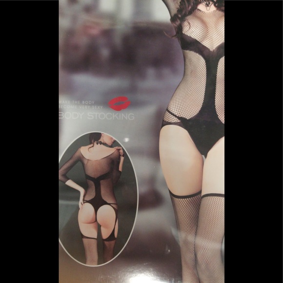 Sexy fishnet lingerie - Picture 2 of 2